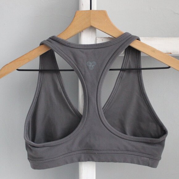 TnAction Aritzia TnaLIFE Tread Gray Sports Bra Size Small - Picture 2 of 10